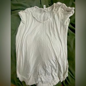 Old Navy plain white t. XXL